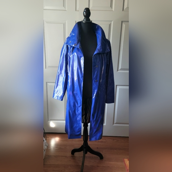 Raincoat size M  from Dennis basso, blue, patent PU, shiny! Striped l… - Picture 9 of 9